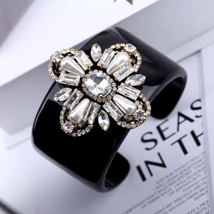 HAHA & TOTO – Bracelet manchette en résine noire, tendance, incrusté de perles de cristal faites à la main, fleur, bijoux pour femmes, 3297