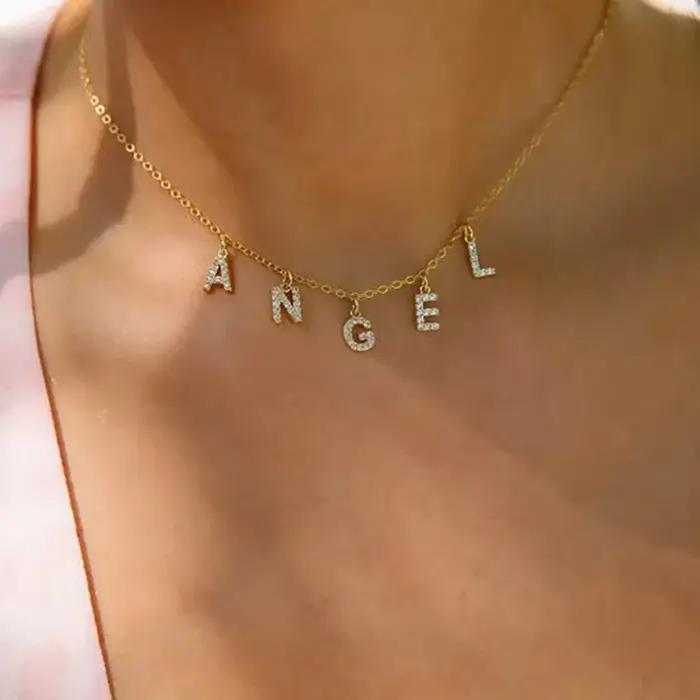 Collier personnalisé avec nom pour femme
