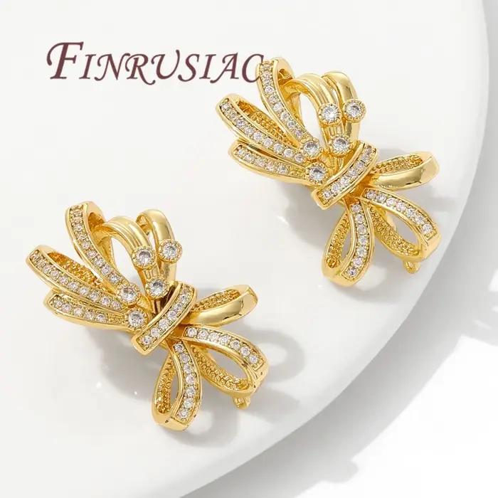 Colliers en perles plaqués or 18 carats