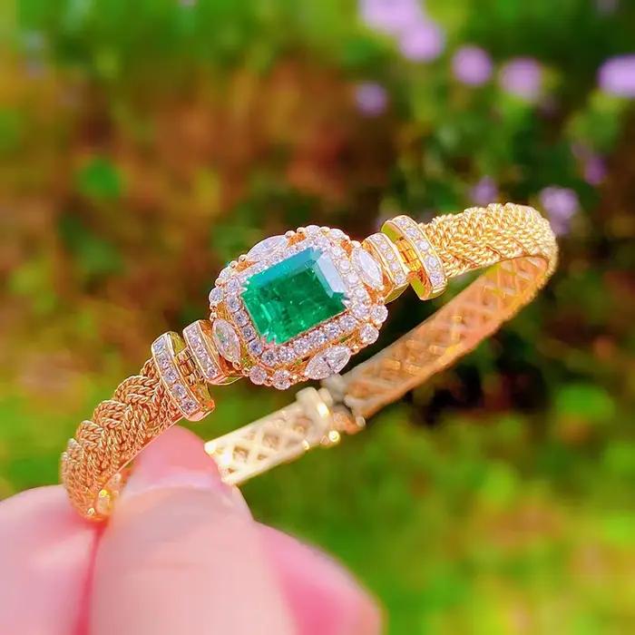 Bracelet en argent 925 serti de zirconium blanc à la mode pour femmes occasions spéciales mariage
