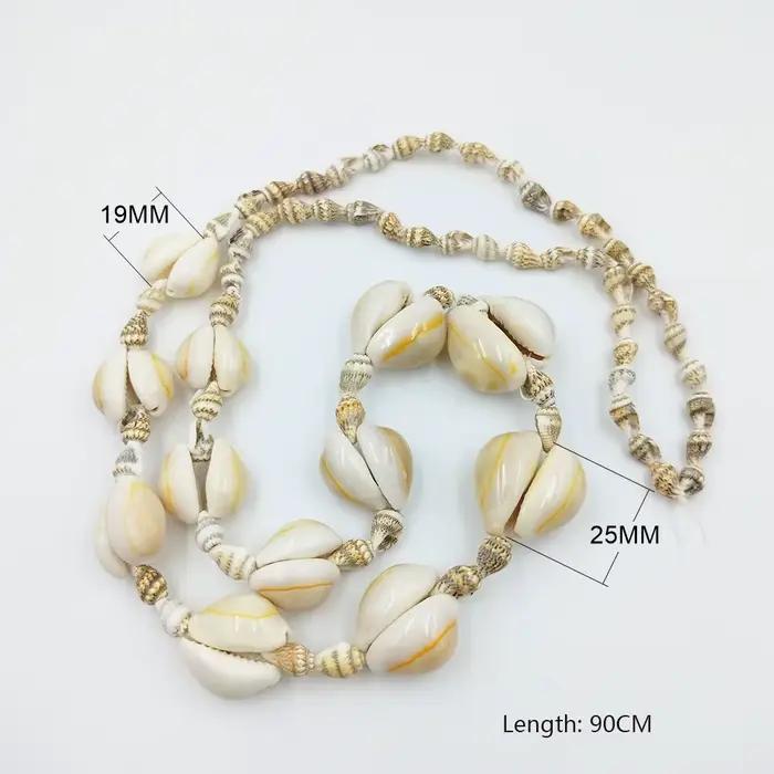 Petit collier de conque blanche naturelle