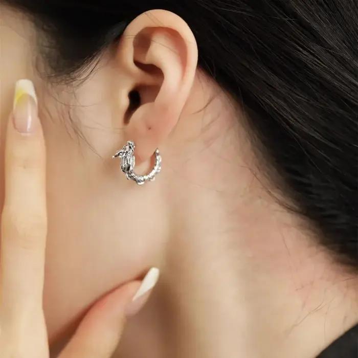 Boucles d'oreilles dragon irrégulières en argent regardé 925 pour femmes et filles