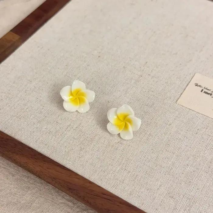 Boucles d'oreilles tressées à fleurs de Style bohémien, collier pour femmes, accessoires à la mode,