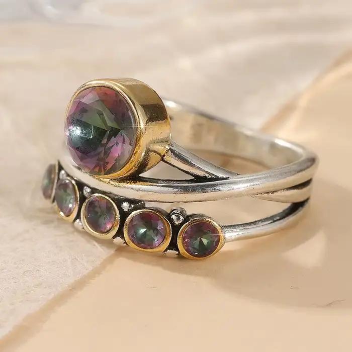 Bague antique incrustée de zircone synthétique verte plaquée argent pour femme