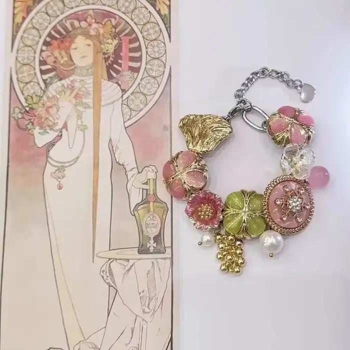 Bracelet Fleur Rose et Verte 2025 Nouvelle Tendance Design de Niche Élégant Style Doux et Cool Brace