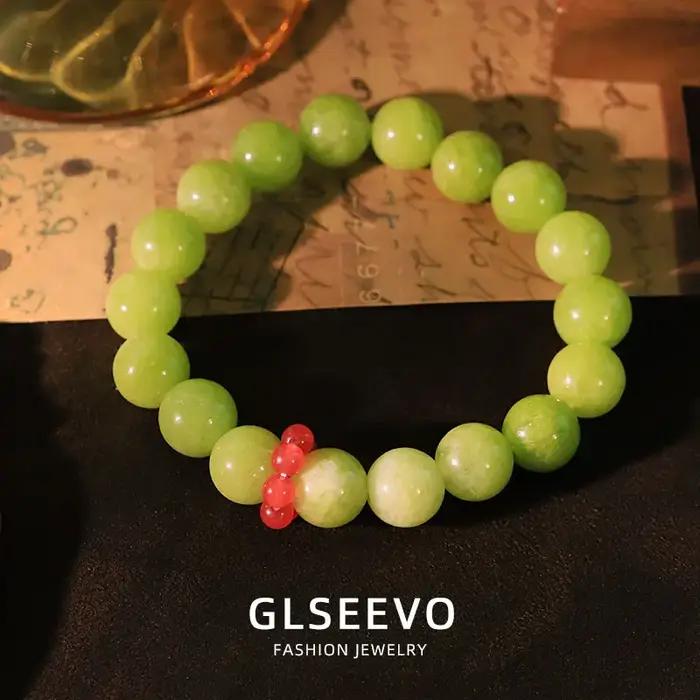 Bracelet avec capuchon de lait de raisin vert