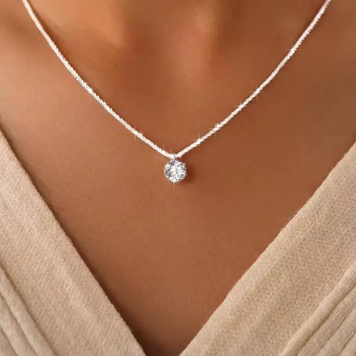 LOUTF 1CT Collier pendentif blanc en diamant Moissanite étincelant de luxe pour femmes