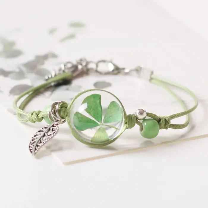 Bracelet à breloques en fleurs séchées pour femmes, chaîne à main en corde tressée, bijoux à la mode
