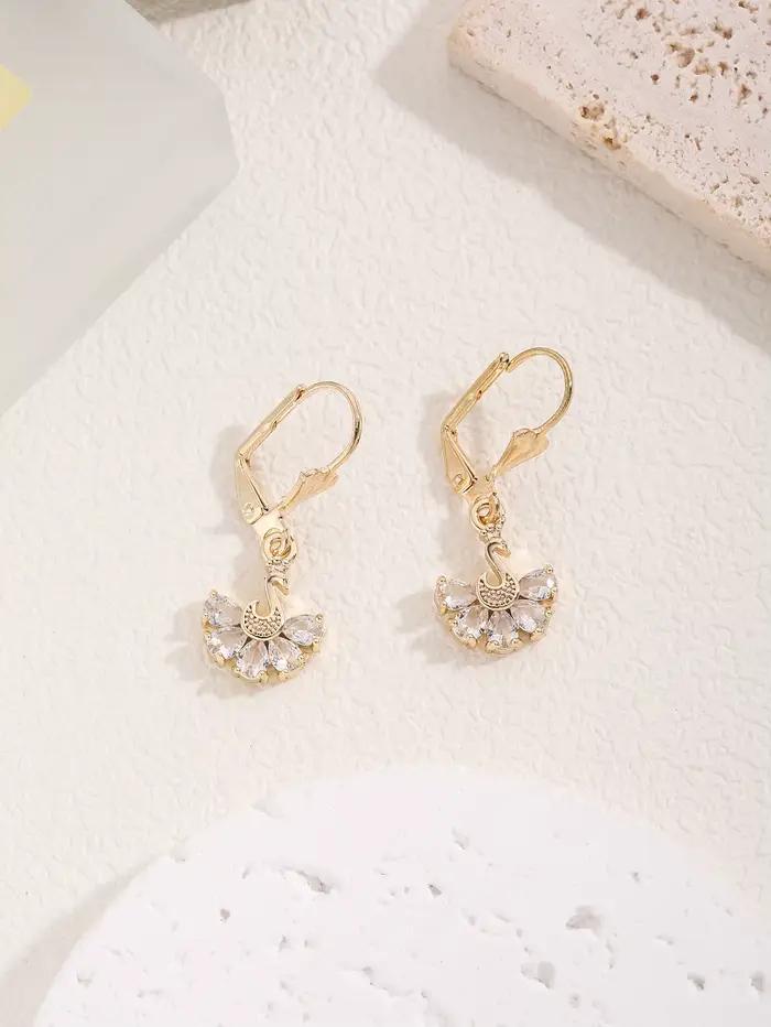 Boucles d'oreilles pendantes romantiques en forme d'éventail