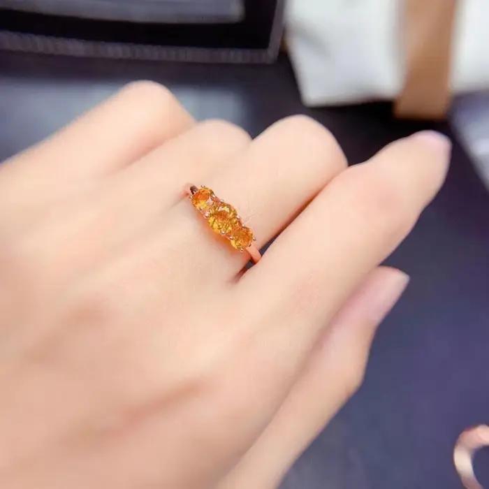 Bague de fiançailles en citrine sertie d'argent réglable pour femmes occassions spéciales anniversaires mariage élégante