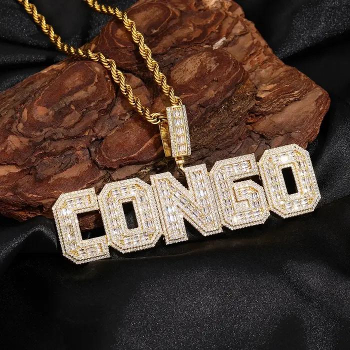 Collier avec nom personnalisé glacé