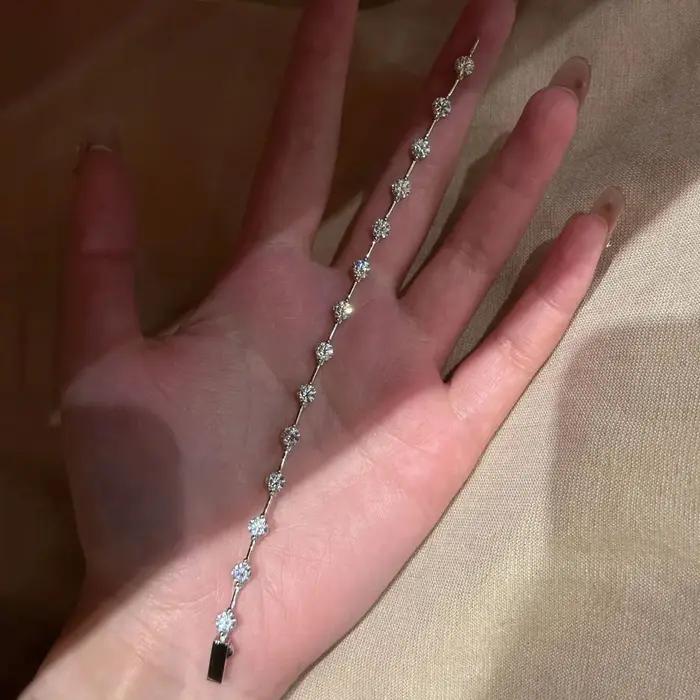 Bracelets de luxe légers et uniques pour femmes, incrustés de diamants ronds, haut de gamme, exquis