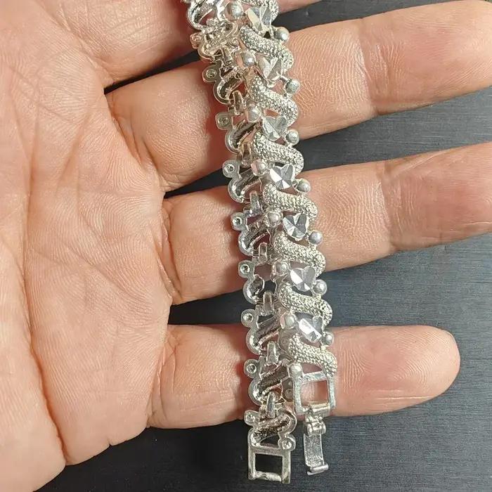 Bracelet de poignet élégant en alliage plaqué argent