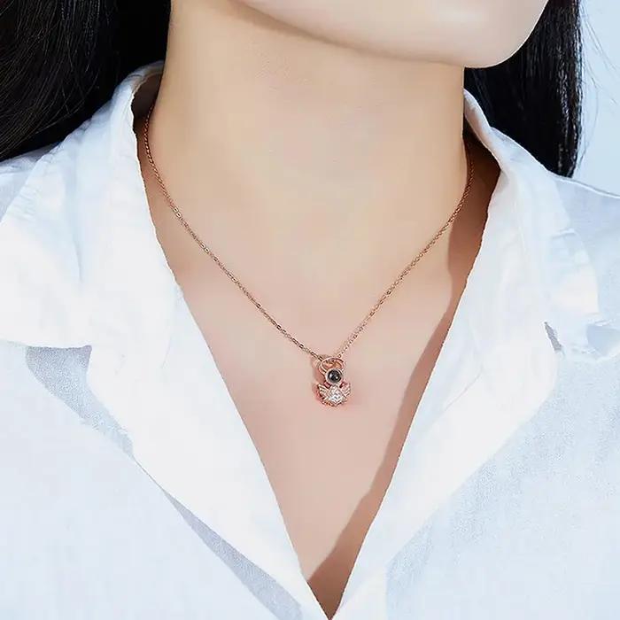 Collier personnalisé avec photo à l'intérieur pour homme et femme style moderne cadeau occasion spéciale souvenirs précieux