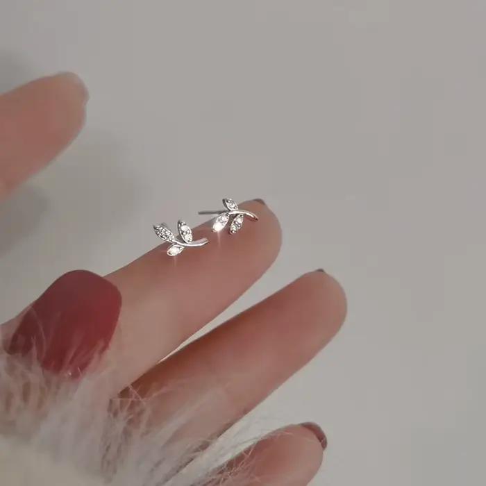 Boucles d'oreilles tibétaines coréennes en argent, exquises, incurvées et brillantes, en Zircon, blé