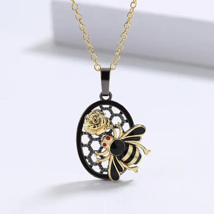 Ensemble de bijoux créatifs noir et or