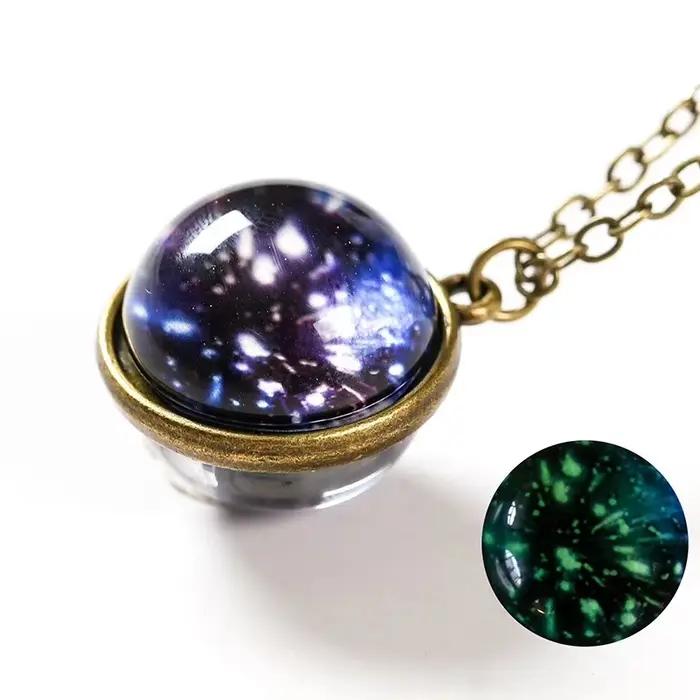 Collier pendentif rétro Double face lumineux en verre de l'univers planète terre pour femmes et hommes