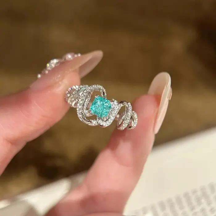 Bagues Paraiba en spirale serties de diamants frais et de haute qualité pour femmes