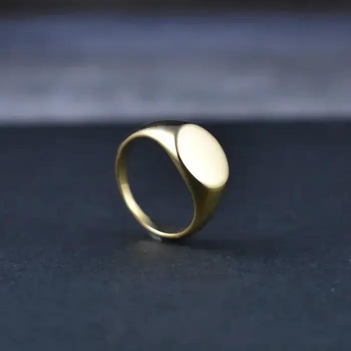 Bague Signet Robuste Bijou Rustique Élégant Pour Hommes Femmes Occasions Spéciales Polyvalence Durabilité Acier Inoxydable Doré