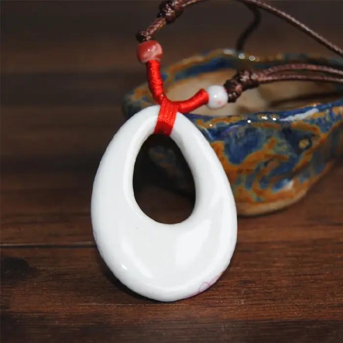 Colliers et pendentifs en céramique pour femmes