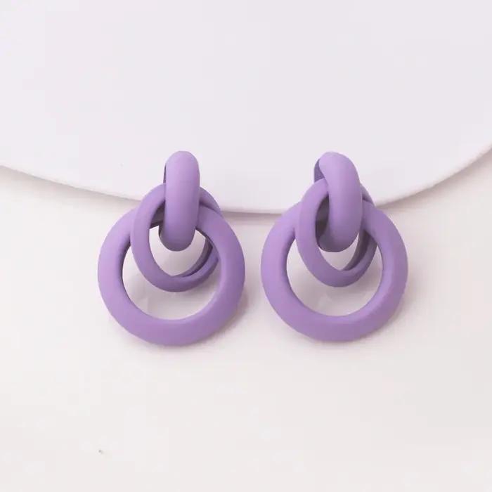 Couleur pourpre femmes boucles d'oreilles pendantes petites