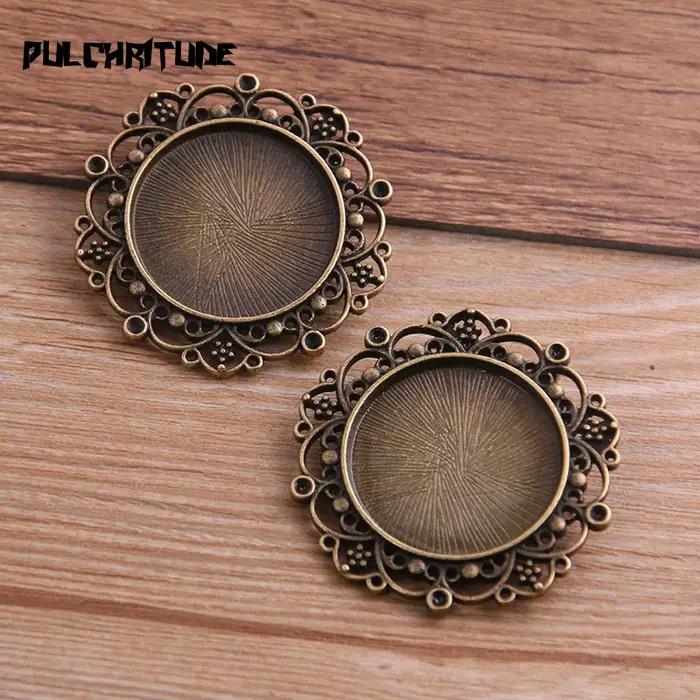 2 pièces Vintage deux couleurs rond camée filigrane Cabochon paramètres 39mm (convient 25mm de diamètre) métal Photo fabrication de bijoux