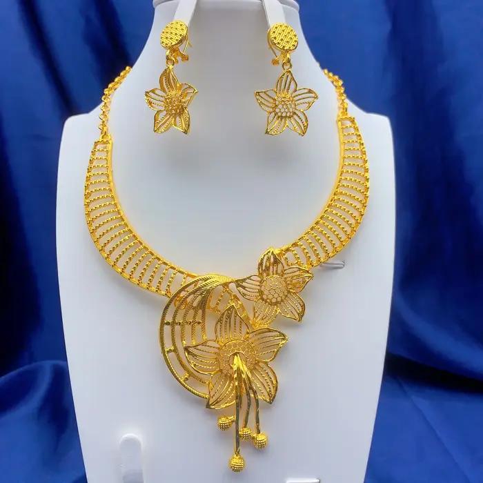 Ensemble de bijoux pour femmes collier et boucles d'oreilles doré 24K bijoux de mariage africain traditionnel à offrir pour des occasions spéciales