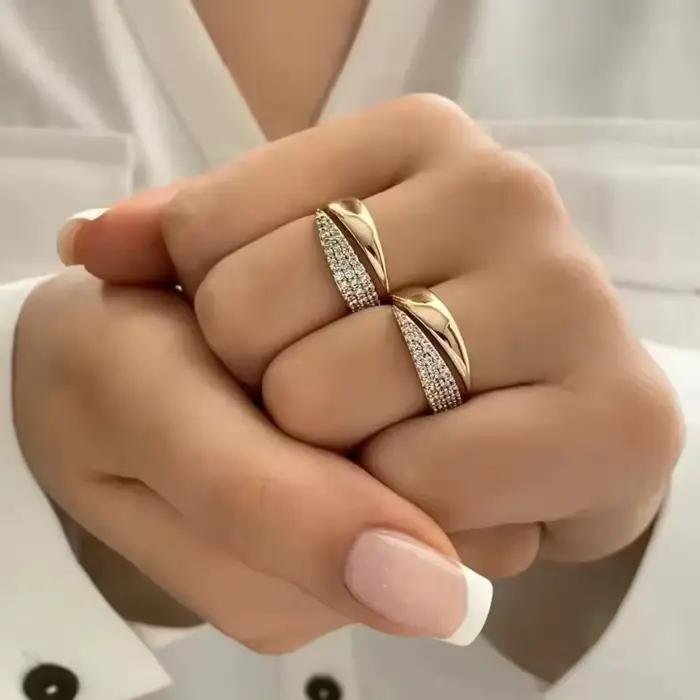Bagues de soleil plaquées or pour femmes, pierre naturelle incrustée de Texture métallique creuse, bijoux tendance