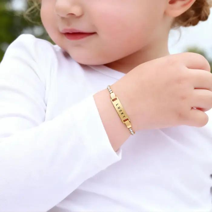 Bracelet personnalisé en acier inoxydable doré avec nom gravé pour filles occasions spéciales anniversaire mariage engagement