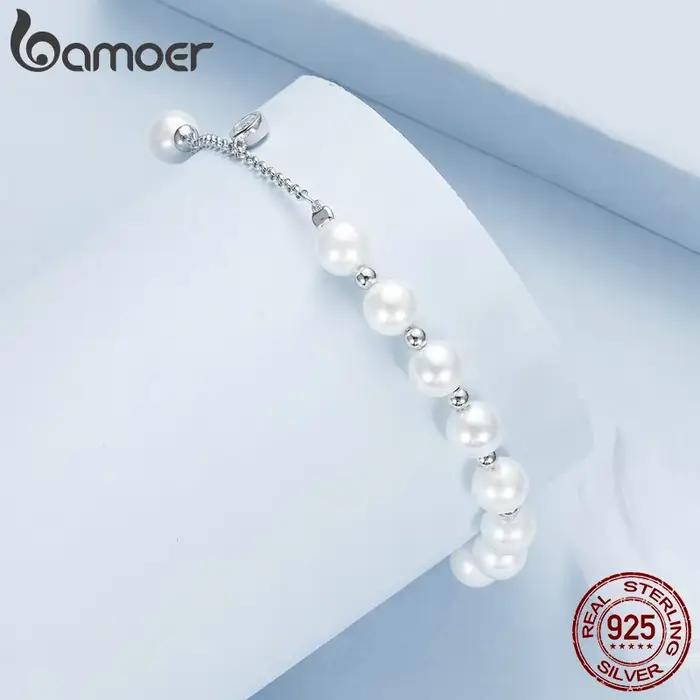 Bracelet de perles en argent regardé 925