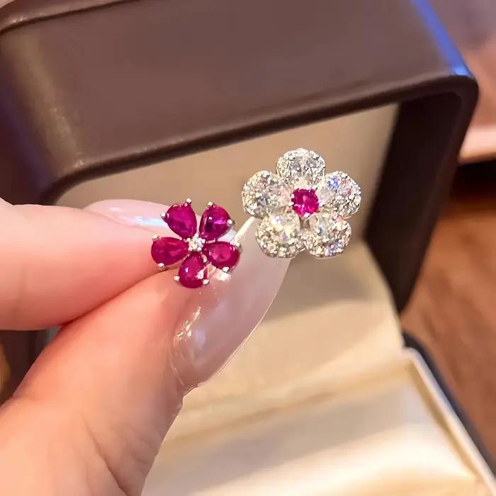 Bague ouverte florale tendance pour femme - Bijou fleur rose incrusté de zircons étincelants
