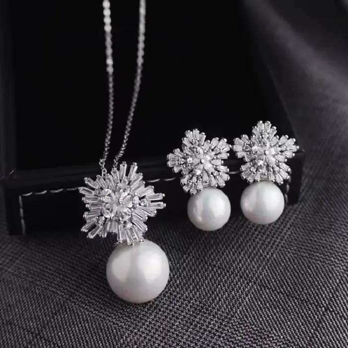 Boucles d'oreilles en zircon avec perle simulée ensemble de bijoux classique pour femmes élégantes occasions de dîner de gala