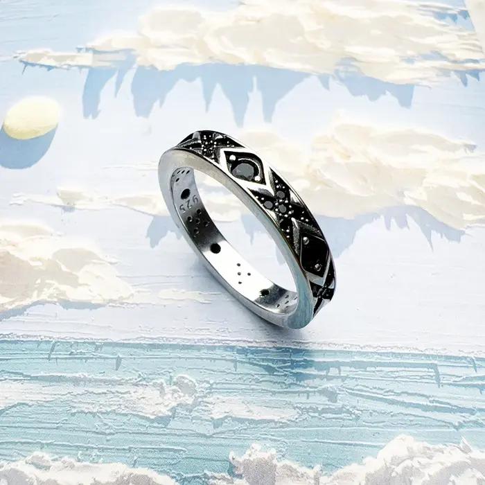 Bague noire asiatique, ornement de Style européen