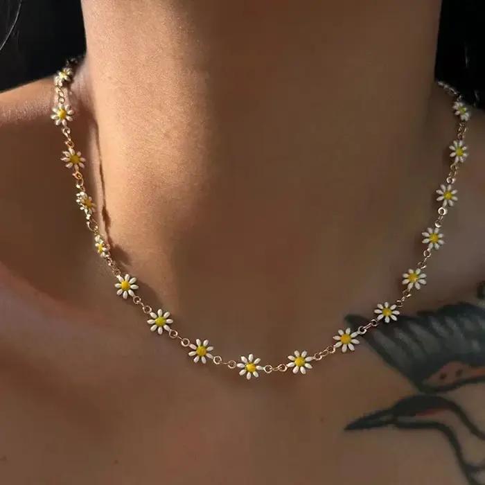 LUXUKISSKIDS nouveau élégant petite fleur breloques Collier romantique femme marguerite chaînes pendentif colliers mignon fille accessoires cadeaux