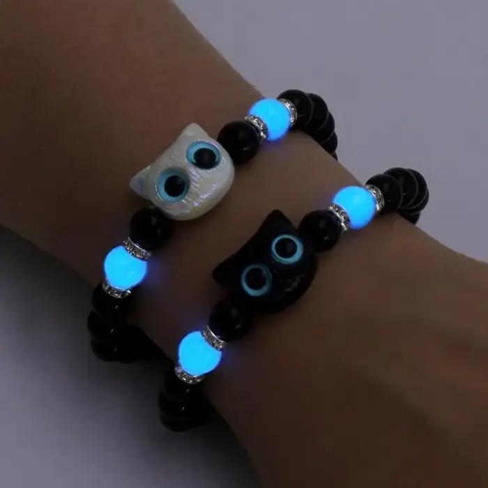Bracelet Lumineux à Grand Œil de Chat Noir et Blanc Pour Fête ou Occasion Spéciale Bijou d'Amour Inconditionnel