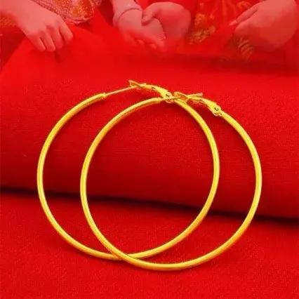 Boucles d'oreilles en or 18 carats pour femme élégantes et sophistiquées à offrir pour des événements spéciaux