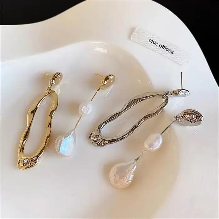 Boucles d'oreilles asymétriques élégantes pour femmes