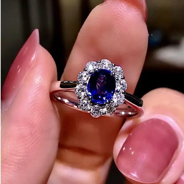 Bague saphir classique exquise pour femmes