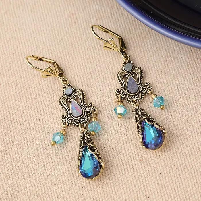 Boucles d'oreilles pendantes esthétiques en métal vintage