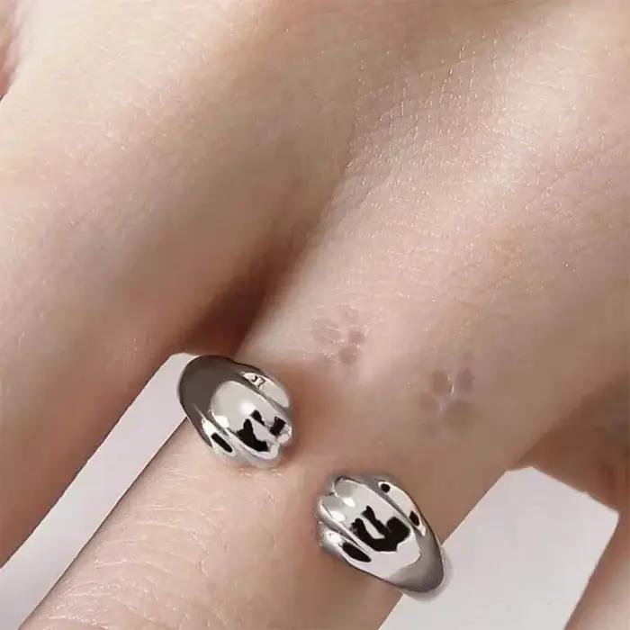 Bague Oreilles de Chat Rose Carillon Bague de Cocktail Femme Design Unique Avec Carillon Pour Soirées Spéciales