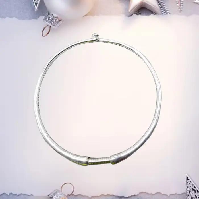 2025 été populaire nouveau européen et américain Original vente chaude mode luxe exquis collier cade