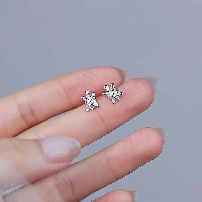 INZATT réel 925 en argent Sterling tortue Mini boucles d'oreilles pour les femmes mignon Animal bijoux fins accessoires minimalistes