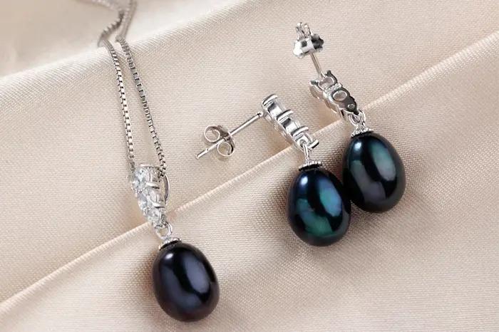 Dainashi 2026 Ensemble de bijoux exquis avec pendentif et boucles d'oreilles pour femmes