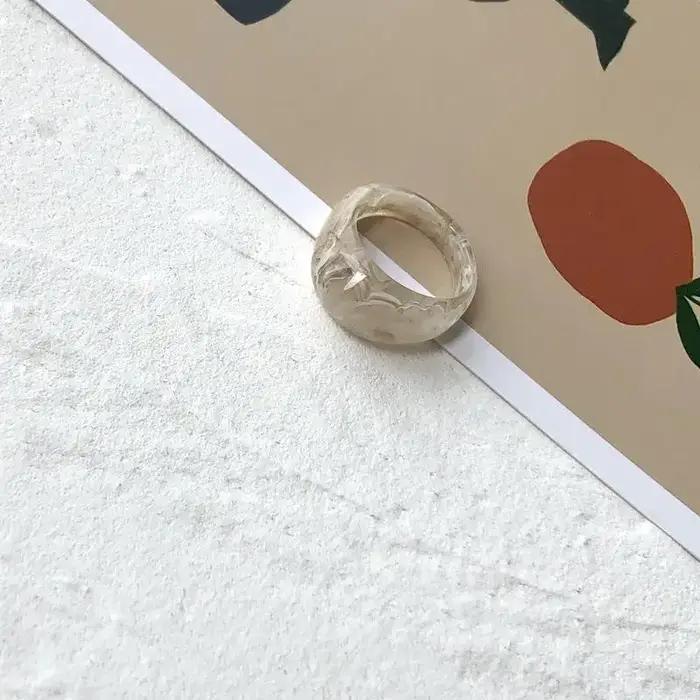 Vintage à la mode grandes bagues pour femmes mode couleur résine tempérament géométrique bague bijou