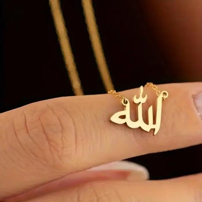 Colliers à la mode avec inscription « Dieu » en arabe pour femmes, bijoux islamiques, collier avec pendentif « Allah » en acier inoxydable, cadeaux