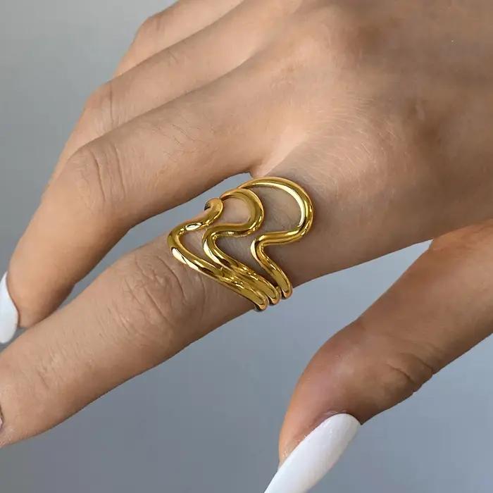 Bague ouverte irrégulière ondulée ajustable Yori Fashion