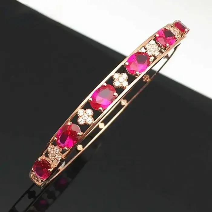 Bracelet de luxe en or violet et fleur de rubis pour femmes