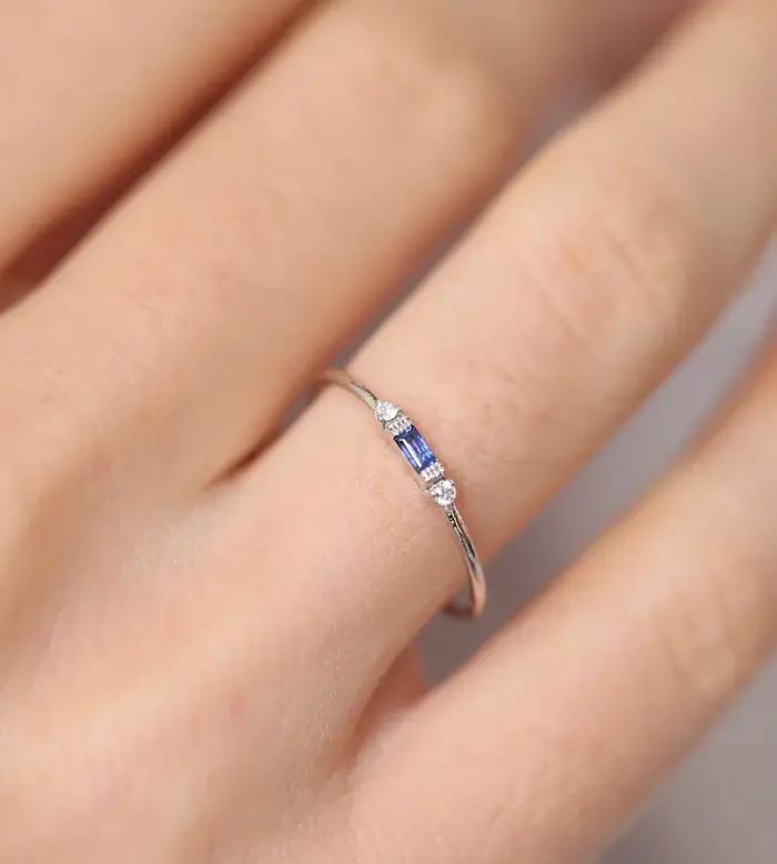 Magnifique ensemble de bagues en argent sterling 925 serties d'émeraudes