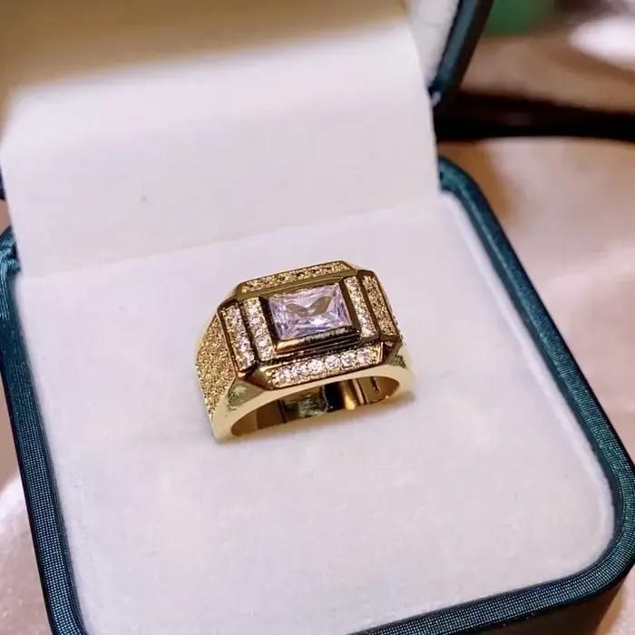 Mode 14K plaqué or anneaux pour hommes femmes rectangulaire diamant cristal Zircon bague bijoux 2025 cadeau Anillos Mujer