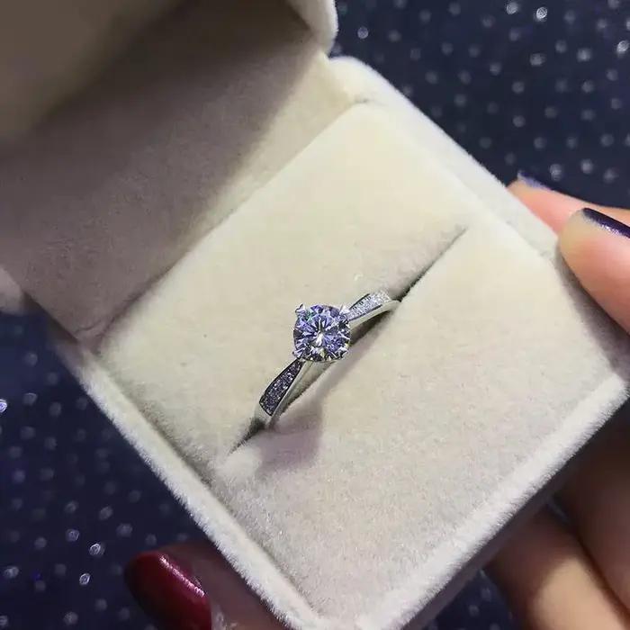 Bague en cristal de mode en argent 925 pour femme, magnifique bague en moissanite, bijoux nobles pour fête de mariage